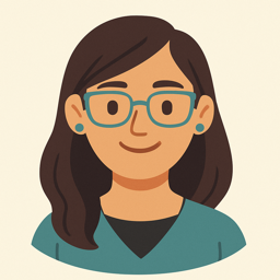 Lucia Castillo, Founder & Lead Editor
